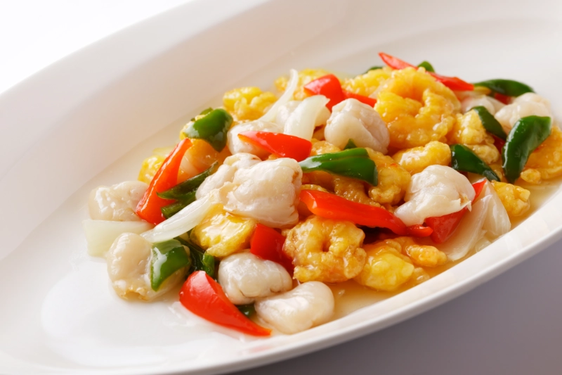 海老とライチの甘酢炒め