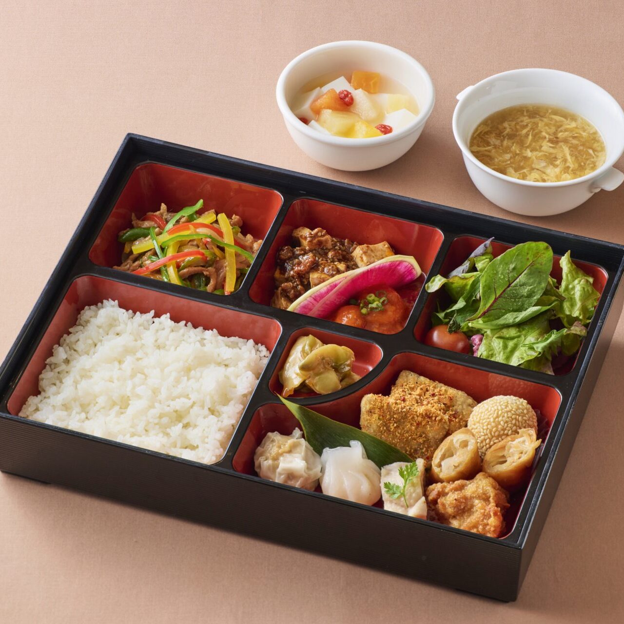 グループランチ<br><small>10名から40名まで〈貸し切り〉</small>