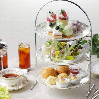 <small>ラウンジ「オーロラ」 </small><br>アフタヌーンティーセット<br>5月・6月