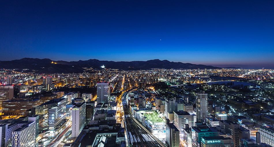 眼下に広がる札幌の街並み　夜景