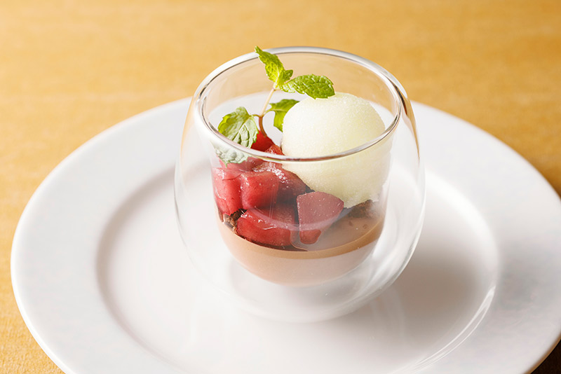 洋梨とショコラのヴェソーヌ