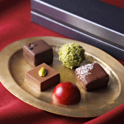 <small>1/16よりご予約開始</small><br>2026 バレンタイン